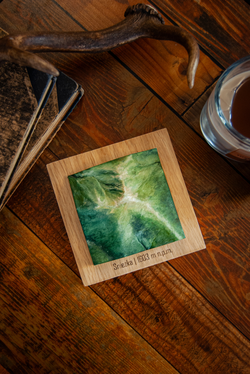 Śnieżka magnes malowany szczyty górskie prezent dla miłośników gór