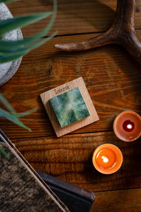 Śnieżnik magnes malowany szczyty górskie prezent dla miłośników gór