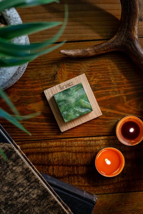 Turbacz magnes malowany szczyty górskie prezent dla miłośników gór