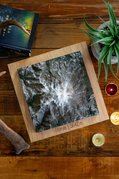 Makieta góry Elbrus. Elbrus mapa. Elbrus mapa online